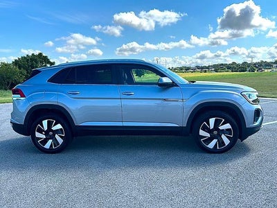 2024 Volkswagen Atlas Cross Sport 2.0T SE w/Technology FWD
