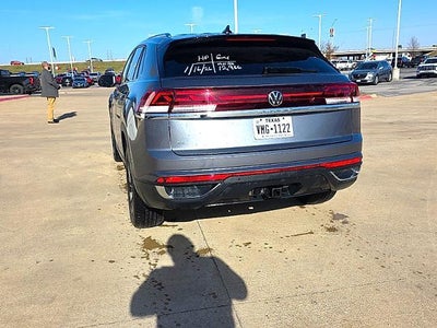 2024 Volkswagen Atlas Cross Sport 2.0T SE w/Technology FWD