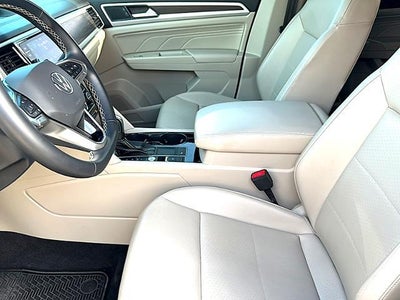2022 Volkswagen Atlas 2.0T SE w/Technology FWD