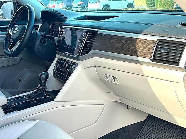 2022 Volkswagen Atlas 2.0T SE w/Technology FWD