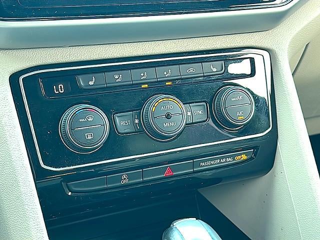 2022 Volkswagen Atlas 2.0T SE w/Technology FWD