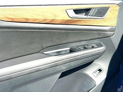 2025 Volkswagen Atlas 2.0T SE w/Technology FWD