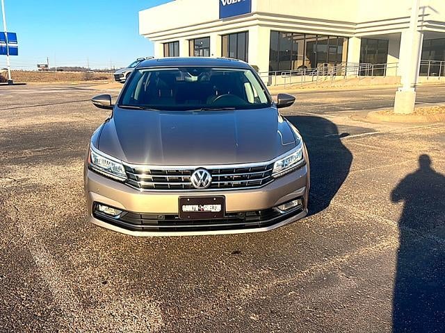 2017 Volkswagen Passat 1.8T SEL Premium Auto