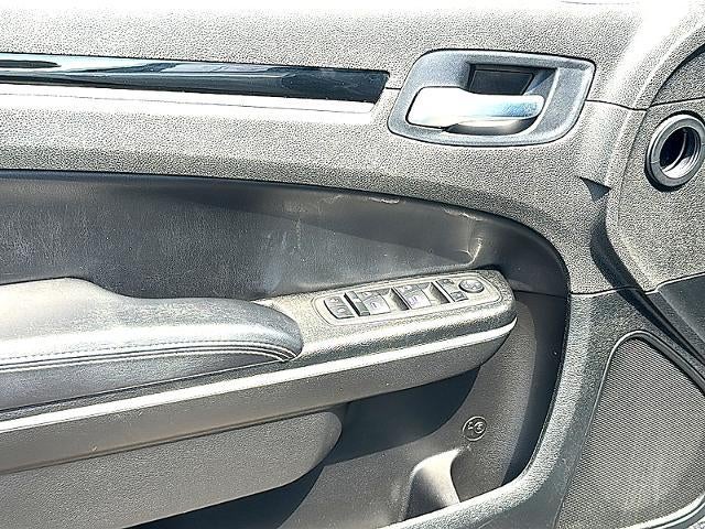 2022 Chrysler 300 300S RWD