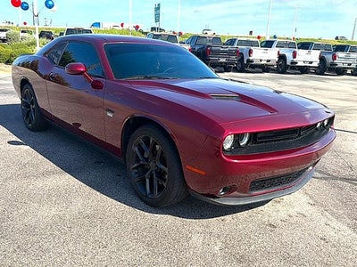 2021 Dodge Challenger SXT RWD