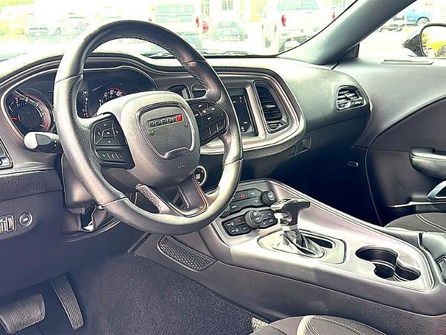 2023 Dodge Challenger SXT RWD