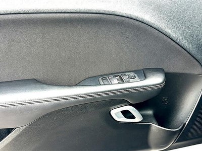 2023 Dodge Challenger SXT RWD