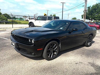 2023 Dodge Challenger SXT RWD