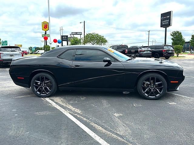 2023 Dodge Challenger SXT RWD