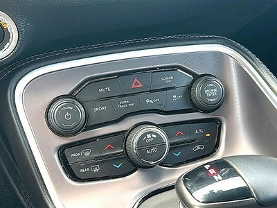 2022 Dodge Challenger GT RWD