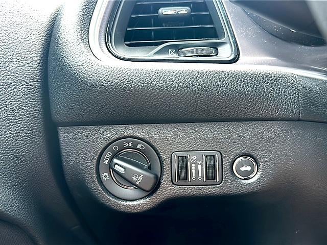 2022 Dodge Challenger GT RWD