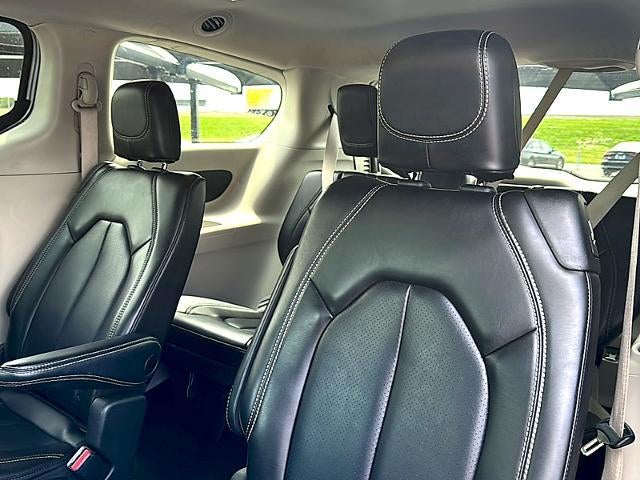 2023 Chrysler Pacifica Touring L FWD