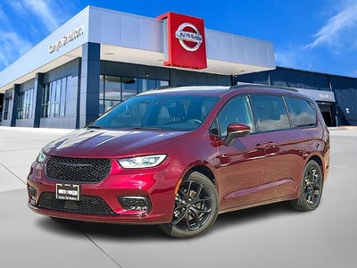 2023 Chrysler Pacifica Touring L FWD