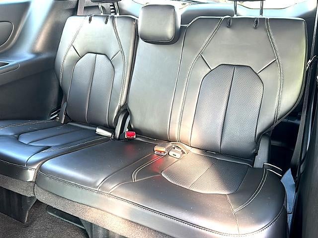2023 Chrysler Pacifica Touring L FWD