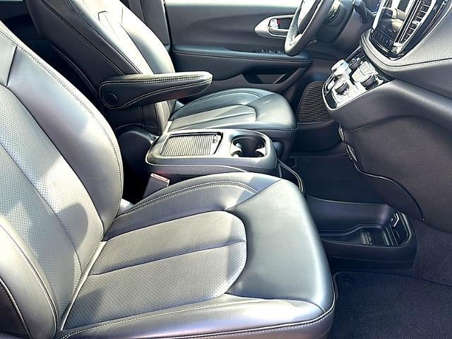 2023 Chrysler Pacifica Touring L FWD