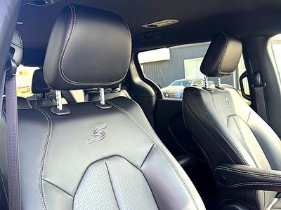 2023 Chrysler Pacifica Touring L FWD