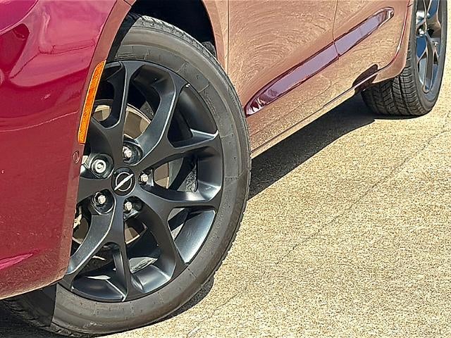 2023 Chrysler Pacifica Touring L FWD