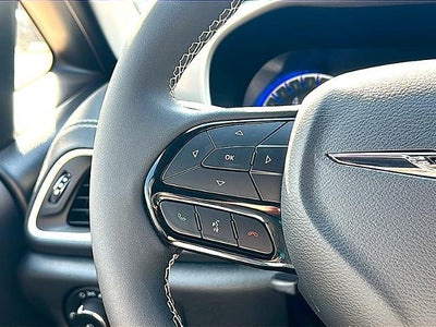 2023 Chrysler Pacifica Touring L FWD