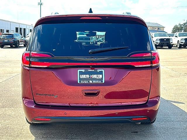 2023 Chrysler Pacifica Touring L FWD