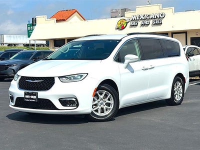 2022 Chrysler Pacifica Touring L FWD