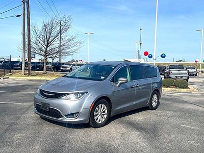 2018 Chrysler Pacifica Touring Plus FWD