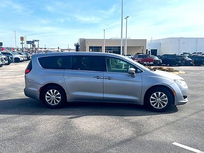 2018 Chrysler Pacifica Touring Plus FWD