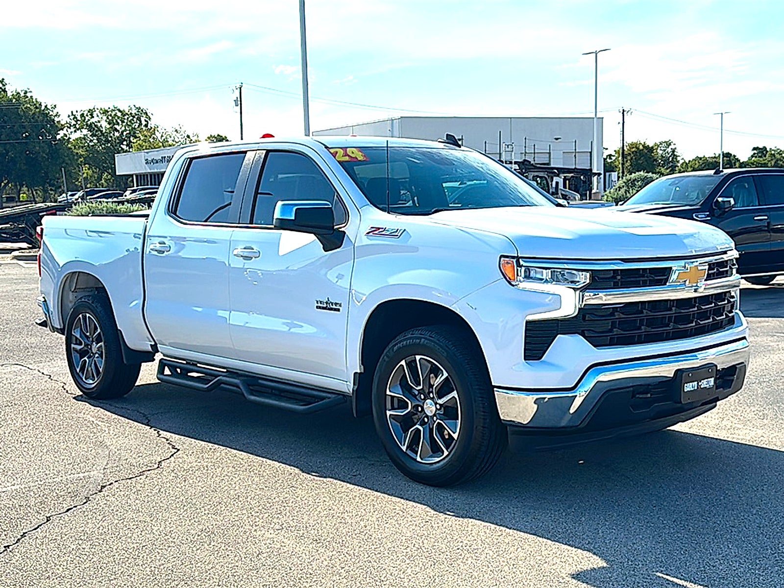 2024 Chevrolet Silverado 1500 4WD Crew Cab Short Bed LT