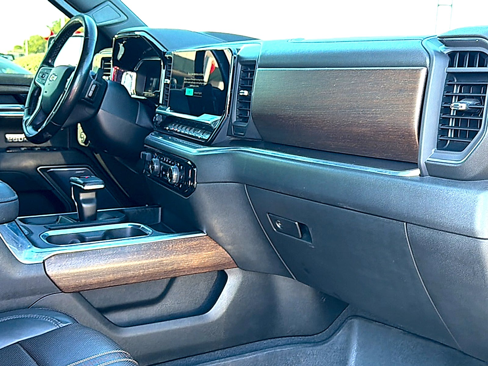 2023 Chevrolet Silverado 1500 4WD Crew Cab Short Bed High Country