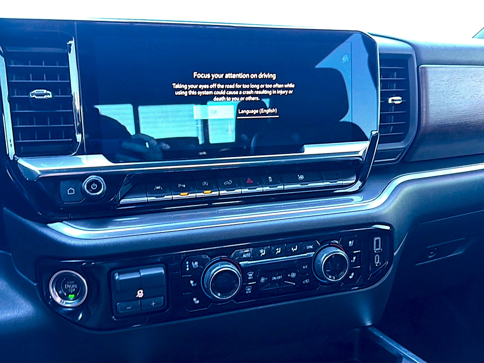 2023 Chevrolet Silverado 1500 4WD Crew Cab Short Bed High Country