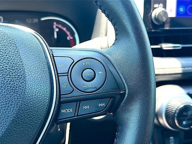 2023 Toyota RAV4 XLE Premium FWD (Natl)