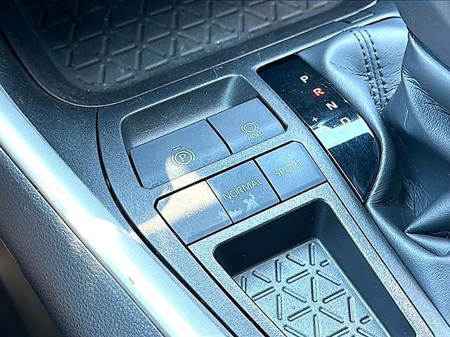 2023 Toyota RAV4 XLE Premium FWD (Natl)