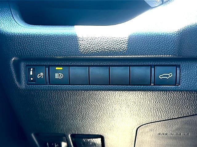 2023 Toyota RAV4 XLE Premium FWD (Natl)