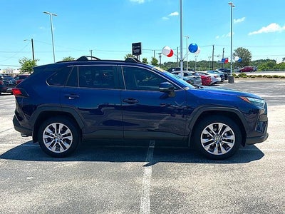 2023 Toyota RAV4 XLE Premium FWD (Natl)