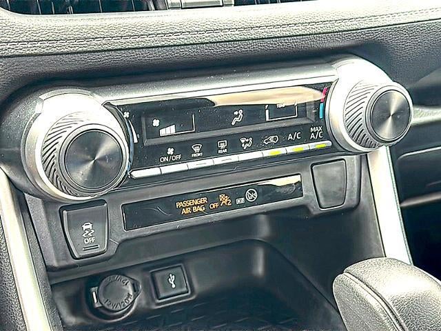 2021 Toyota RAV4 LE FWD (GS)
