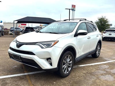 2017 Toyota RAV4 Platinum FWD (Natl)