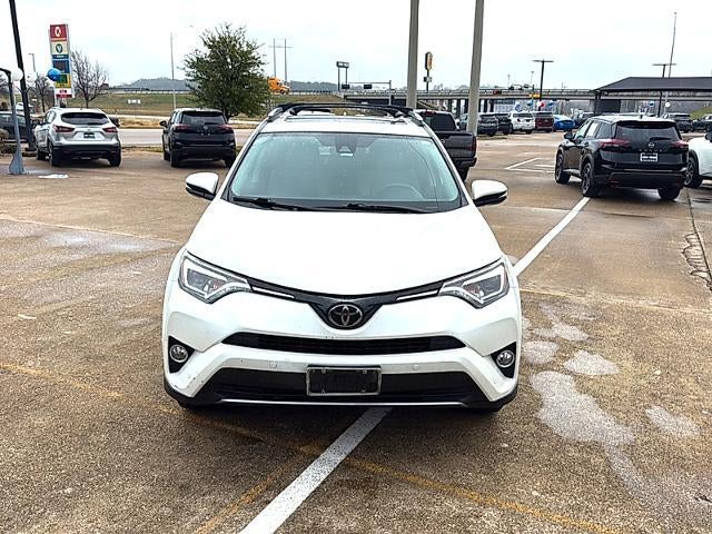 2017 Toyota RAV4 Platinum FWD (Natl)