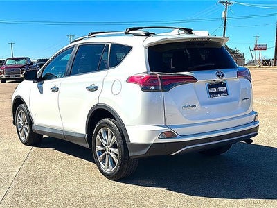 2017 Toyota RAV4 Platinum FWD (Natl)
