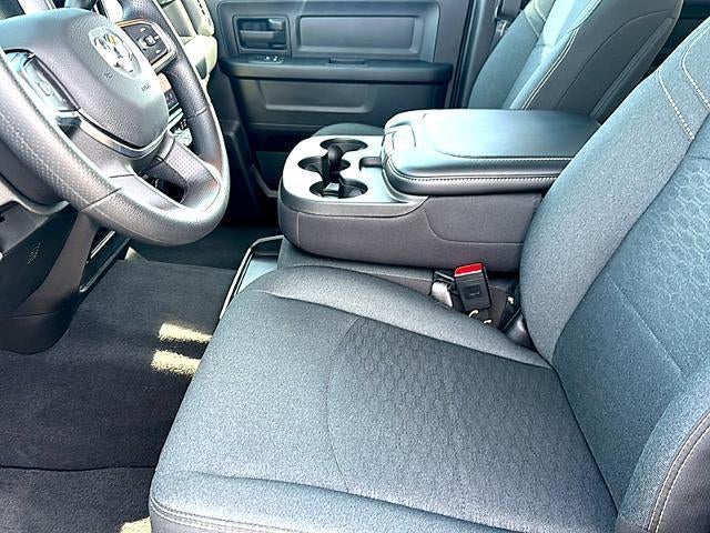 2026 RAM 2500 Tradesman 4x4 Crew Cab 6'4" Box