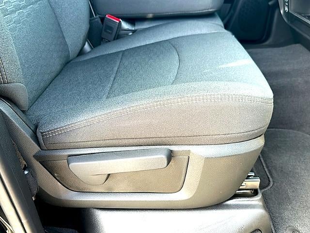 2026 RAM 2500 Tradesman 4x4 Crew Cab 6'4" Box