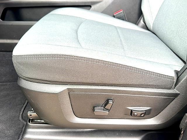 2022 RAM 2500 Lone Star 4x4 Crew Cab 6'4" Box