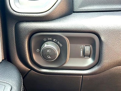 2022 RAM 2500 Lone Star 4x4 Crew Cab 6'4" Box