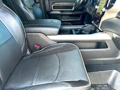 2020 RAM 2500 Laramie 4x4 Crew Cab 6'4" Box