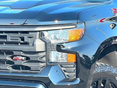 2024 Chevrolet Silverado 1500 Crew Cab Short Box 4-Wheel Drive Custom Trail Boss