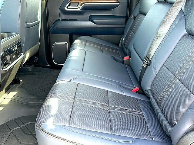 2023 Chevrolet Silverado 1500 Crew Cab Short Box 4-Wheel Drive High Country