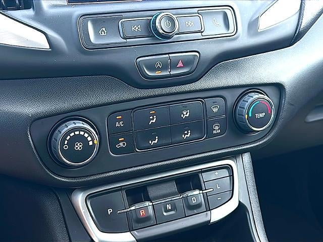 2023 GMC Terrain FWD 4dr SLE