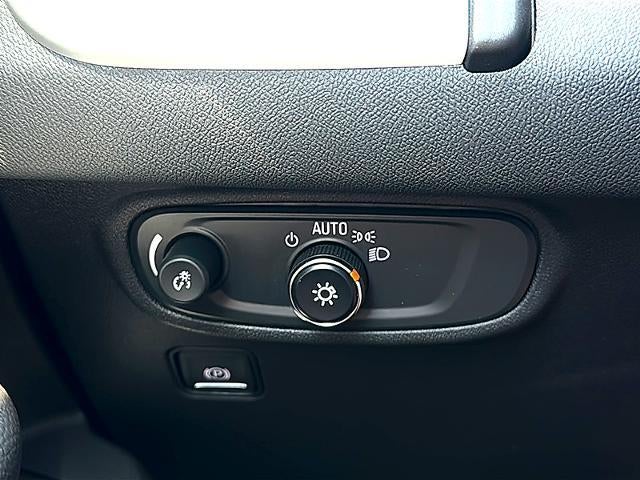 2023 GMC Terrain FWD 4dr SLE