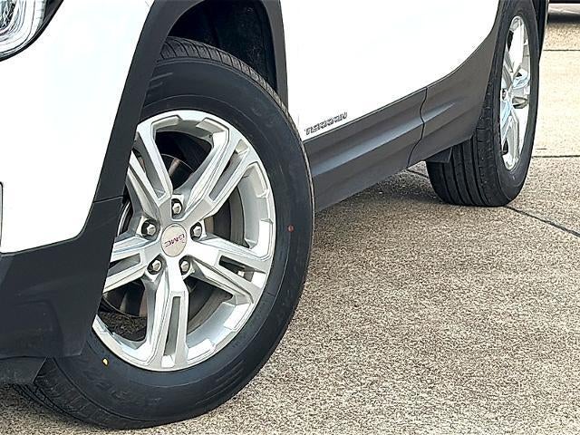 2024 GMC Terrain FWD 4dr SLE