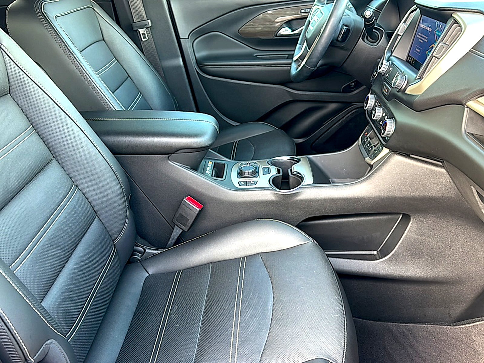 2023 GMC Terrain AWD Denali