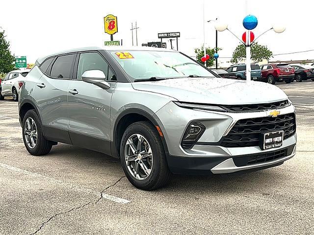 2025 Chevrolet Blazer LT FWD