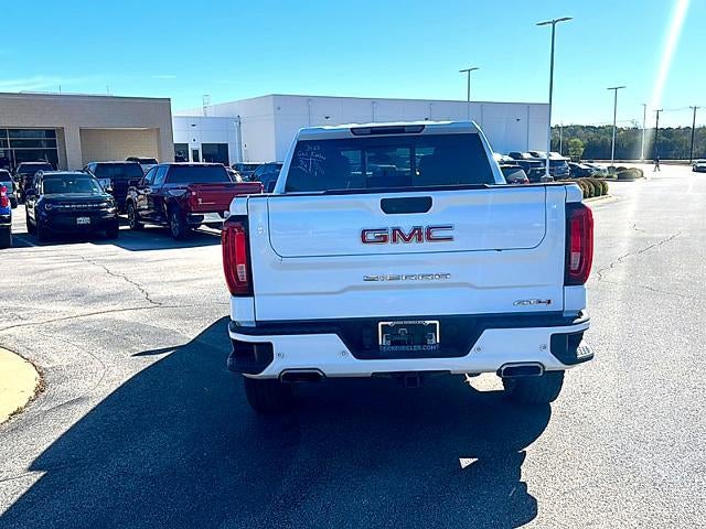 2022 GMC Sierra 1500 Limited Crew Cab Short Box 4-Wheel Drive AT4